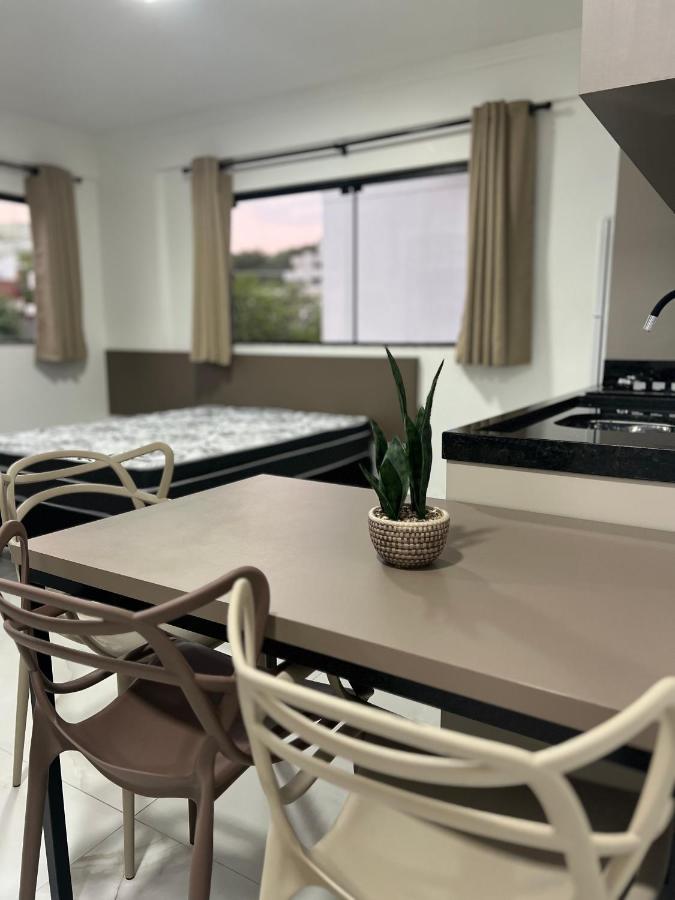 דירות בומבינאס Residencial Bernardo מראה חיצוני תמונה