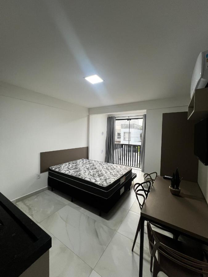 דירות בומבינאס Residencial Bernardo מראה חיצוני תמונה