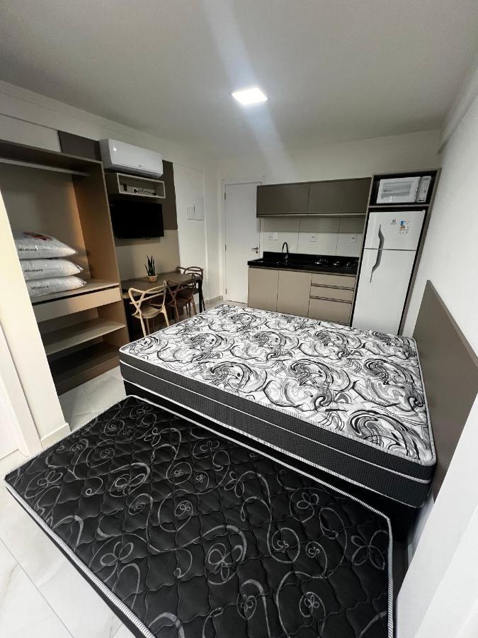 דירות בומבינאס Residencial Bernardo מראה חיצוני תמונה