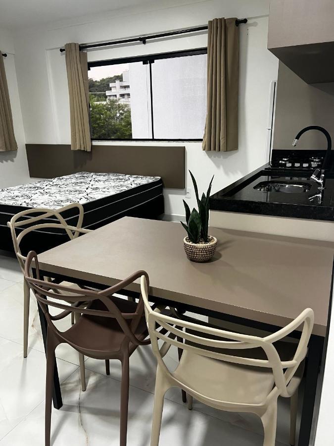 דירות בומבינאס Residencial Bernardo מראה חיצוני תמונה
