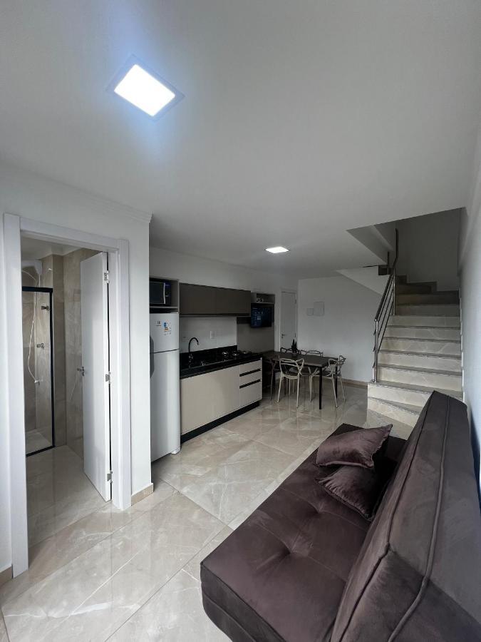 דירות בומבינאס Residencial Bernardo מראה חיצוני תמונה