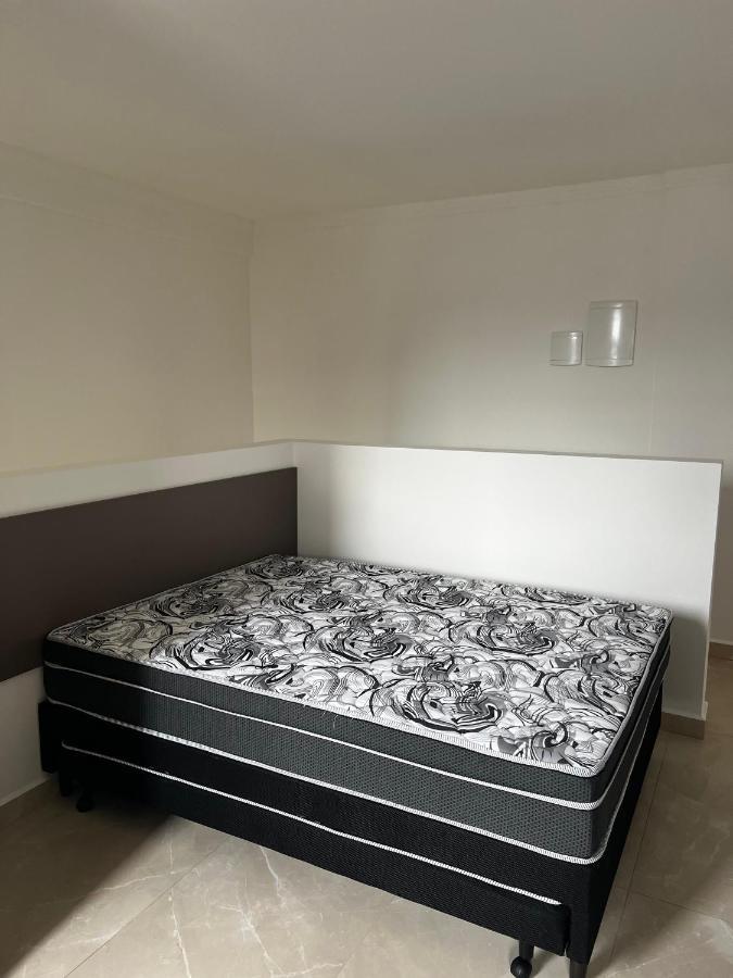 דירות בומבינאס Residencial Bernardo מראה חיצוני תמונה