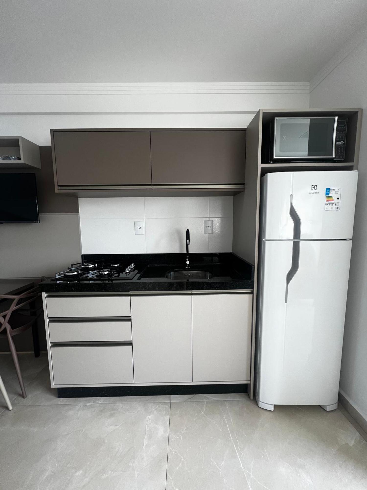 דירות בומבינאס Residencial Bernardo מראה חיצוני תמונה